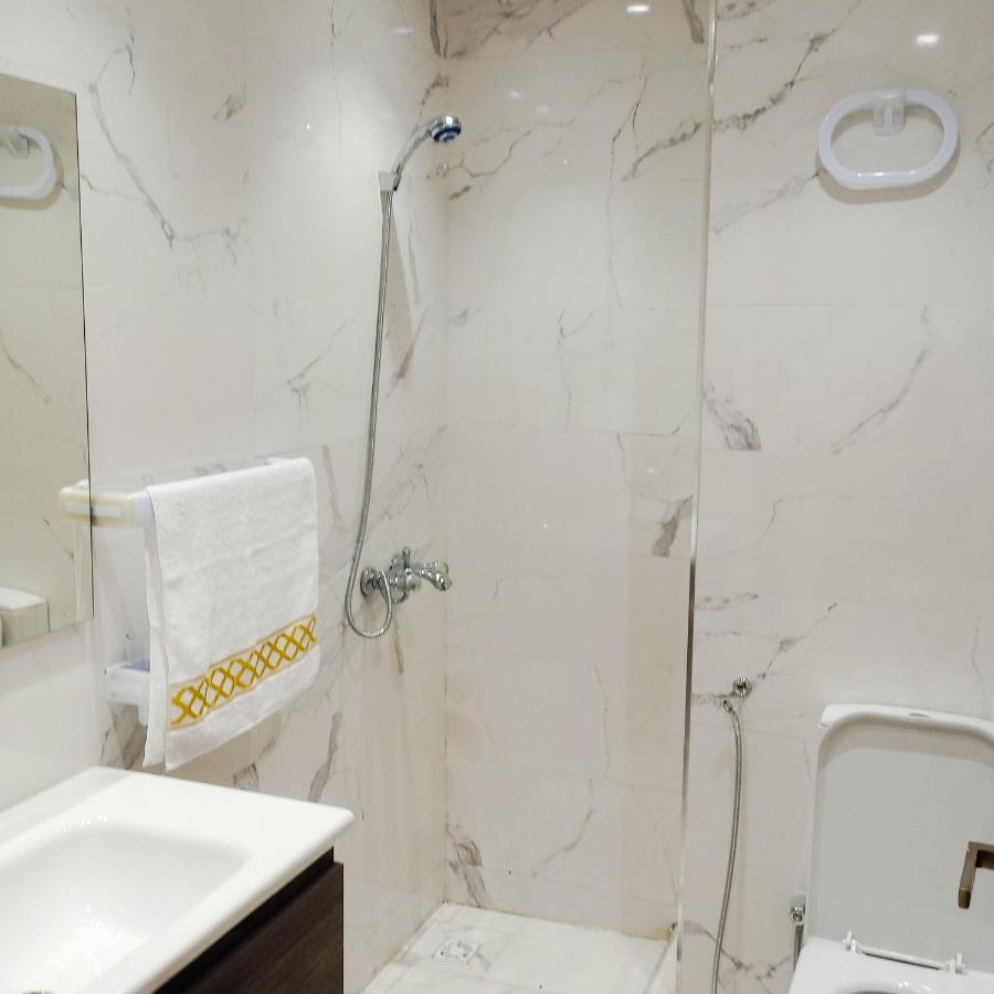 Super Apartement Totalement Neuf A Cote De Marjane Avec La Climatisation Et Wifi Tanger Buitenkant foto
